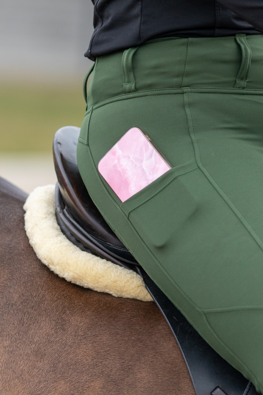 Silicon riding tights vs leather saddles